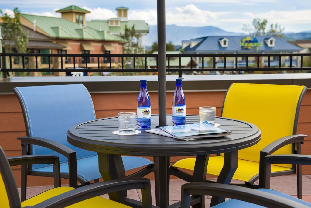 Margaritaville Island Hotel Pigeon Forge Dış mekan fotoğraf